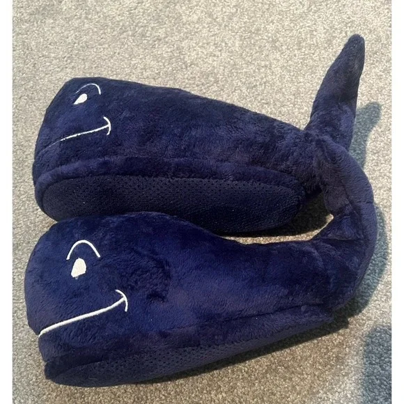 Kids Vineyard Vines Blue Whale Slippers Size XL Great Condition - Picture 6 of 8